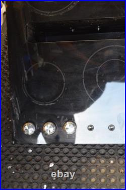 30 KitchenAid Glass Electric Downdraft Cooktop KECD807XBL01 Shows Wear, Tested