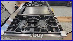 36 Inch Viking Pro-Style Gas Range Top 4 Sealed Burners and Griddle VGRT5364GSS