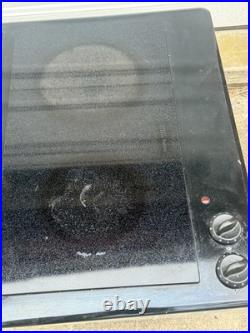 45 Jenn-Air 3-Bay Black Downdraft Cooktop with 6 Burners Radiant Glass JED8345ADB