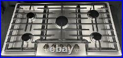 Bosch 800 Series NGM8656UC 36 Inch Gas Cooktop with 5 Sealed Burners