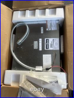 Ceramic Induction drop in range top Whirlpool W5CE3024XS00 New In Box. D70113112 Ceramic Induction drop in range top Whirlpool W5CE3024XS00 New In Box. D70113112