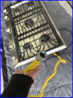 Dacor Professional HCT365GSNG 36 Inch Gas Cooktop with 5 Sealed Burners