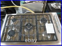 Fisher & Paykel GC901 Stainless Steel 36 in. Gas Gas Cooktop