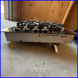 GE 30 Inch Gas Cooktop with 4 Sealed Burners, Continuous Grates JGP900SEKSS