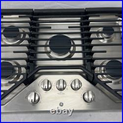 GE JGP5030SLSS 30 Built-In Gas Cooktop with 5 Sealed Burners in Stainless Steel