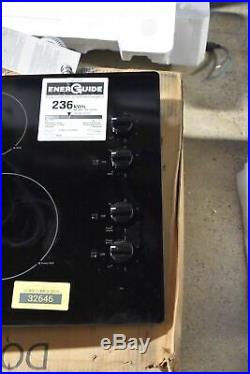 GE JP3030DJBB 30 Black 4-Element Electric Cooktop NOB #32646 CLW