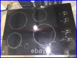 GE JP3030DWBB 30 in. 4 Burner Element Radiant Electric Cooktop in Black