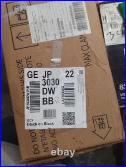 GE JP3030DWBB 30 in. 4 Burner Element Radiant Electric Cooktop in Black