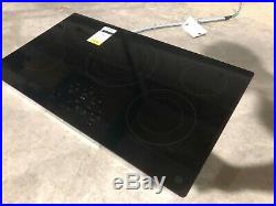 GE JP5036DJBB 36 in. Radiant Electric Cooktop in Black