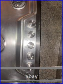 GE Monogram 36 In Built-In Gas Cooktop ZGU36RSLSS 5 Burner Stainless Steel Used