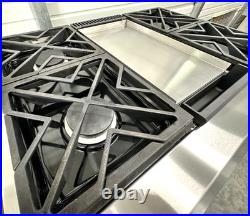 GE Monogram 36 inch Gas Rangetop with Griddle and 4 Burners Stainless Steel