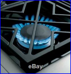 GE Monogram Professional Gas Rangetop With 6 Burners & Griddle ZGU486NDPSS