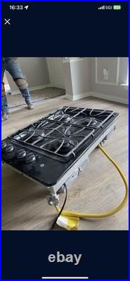 GE Profile 30 Built-In Gas Stainless Steel Cooktop