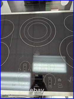GE Profile 30 Electric Smart Cooktop with 5 Elements PEP9030STSS