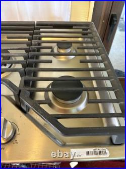 GE Profile 30 in Gas Cooktop Stainless Steel 5 Burners Tri-Ring PGP9030SLSS READ