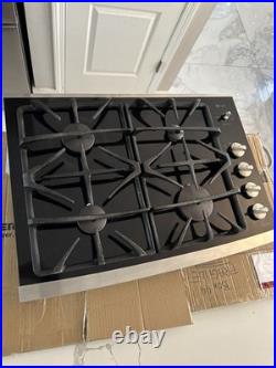 GE Profile 30Gas Glass Cooktop burners side Stainless controls JGP940SEK2SS