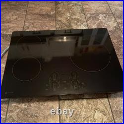 GE Profile PHP9030DTBB 30 Black Smart Touch control 4 Element Induction Cooktop