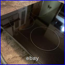 GE Profile PHP9030DTBB 30 Black Smart Touch control 4 Element Induction Cooktop