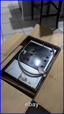 GE ProfileT Series 30 Built-In Electric Cooktop PP944STSS