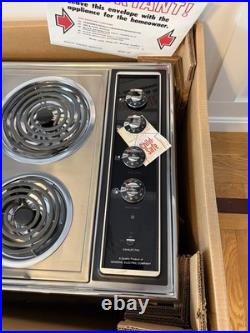 GE Vintage 36 Electric Cooktop with Grill & Downdraft Model JP676 New Open Box