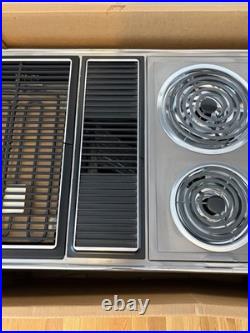 GE Vintage 36 Electric Cooktop with Grill & Downdraft Model JP676 New Open Box