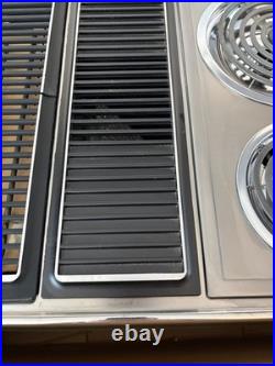 GE Vintage 36 Electric Cooktop with Grill & Downdraft Model JP676 New Open Box