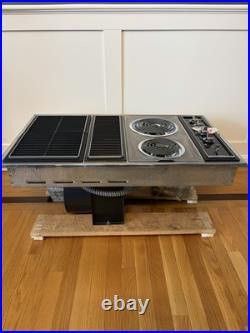 GE Vintage 36 Electric Cooktop with Grill & Downdraft Model JP676 New Open Box