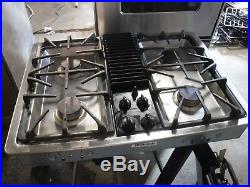 Ge stainless downdraft cooktop with grilling unit jgp9905