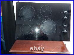 HEAVILY DISCOUNTED GE Electric 4 Burner 30 Ceramic Glass Radiant Cooktop