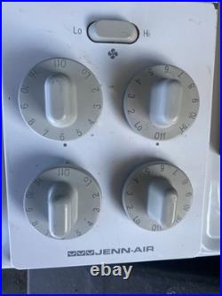 Jenn-Air 30 Electric Downdraft Cooktop White CVE4270W Grill Grates Lava Rocks