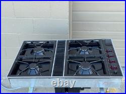 Jenn-Air Expressions 34 Black / Gas Downdraft Cooktop CVG2420B Cooktop