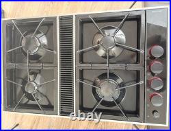 Jenn-Air Expressions 34 Black / Gas Downdraft Cooktop CVGX2423B Cooktop