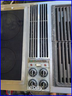 Jenn Air c301 48 downdraft 3 bay Cooktop Stainless Steele with Grill & Griddle Jenn Air c301 48 downdraft 3 bay Cooktop Stainless Steele with Grill & Griddle