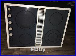 Jenn Aire White 30 4 Burner Electric Cooktop withDowndraft