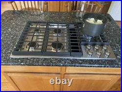 KitchenAid 36 W 5-Burner Gas Cooktop with Downdraft Exhaust Vent, KCGD506GSS, NEW