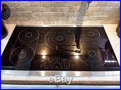 LG LSCE365S Stainless Steel 36 in. Electric Electric Cooktop