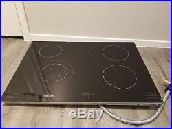Miele Black 30 SMooth Glass Electric Electric Cooktop KM5656