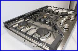 Monogram ZGU30RSLSS 30 Built-In Gas Cooktop with 5 Burners Stainless Steel