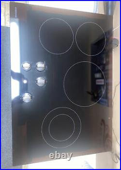 Samsung 30 Radiant Electric Cooktop Black 4 Elements Model nz30r5330rk New
