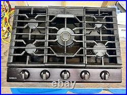 Samsung NA30N7755TG 30 Black Stainless Natural Gas 5 Burner Cooktop NOB #116147