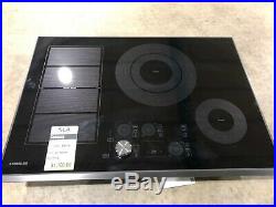 Samsung NZ30K7880US 30 in. Induction Cooktop with Stainless Steel Trim