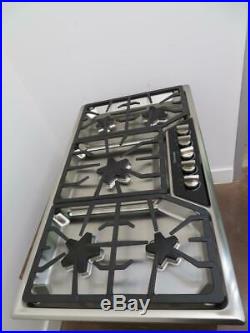 THERMADOR Masterpiece Deluxe Series 36 5 Star Burners Gas Cooktop SGSX365FS