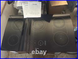 Thermador 36 Electric Cooktop CEP365ZB/01