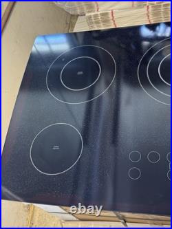Thermador 36 Electric Cooktop CEP365ZB/01