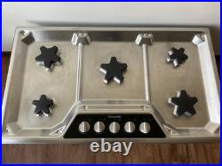 Thermador 36 Masterpiece Series Natural Gas Cooktop with5 Star Burners- SGSX365FS