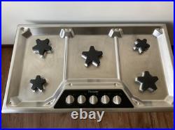 Thermador 36 Masterpiece Series Natural Gas Cooktop with5 Star Burners- SGSX365FS