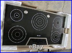 Thermador Masterpiece Deluxe Series CES366FS 36 Smoothtop Electric Cooktop