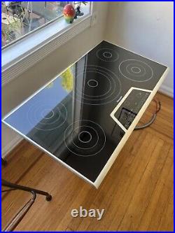 Thermador Masterpiece Electric Cooktop CET365NS