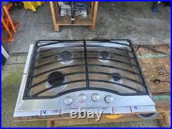 Viking 30 Inch Gas Cooktop DGSU1004BSS