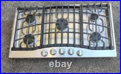 Viking D3 36 Gas Cooktop with 5 Burners